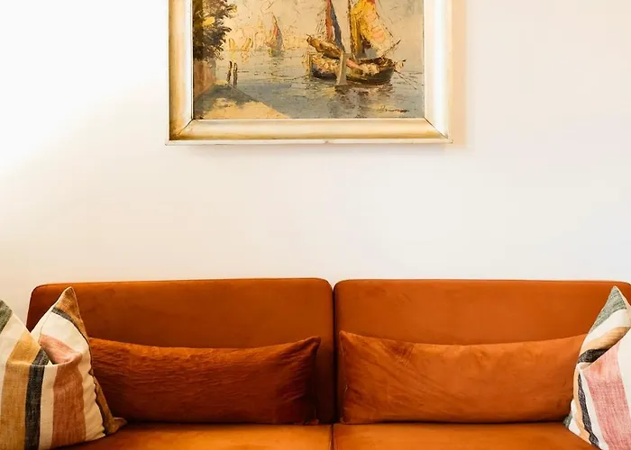 Historic Center Boutique - Free Parking - Schlossberg View - Casa Momo