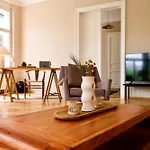 Historic Center Boutique - Free Parking - Schlossberg View - Casa Momo Apartment *
