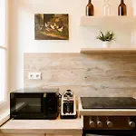 Апартаменти Historic Center Boutique - Free Parking - Schlossberg View - Casa Momo Грац