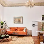 Historic Center Boutique - Free Parking - Schlossberg View - Casa Momo * Грац