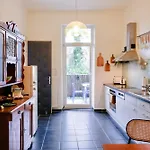 Historic Center Boutique - Free Parking - Schlossberg View - Casa Momo * Грац