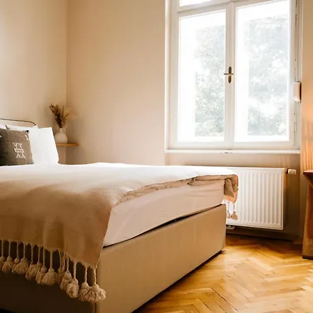 Daire Historic City Center Boutique Apartments - Free Parking - Schlossberg View - By Casa Momo