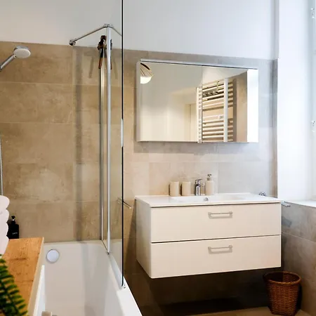 Apartmán Historic Center Boutique - Free Parking - Schlossberg View - By Casa Momo