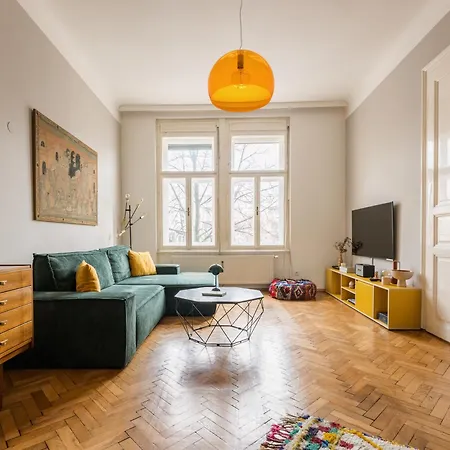 Center Boutique - Schlossberg View - Free Parking *