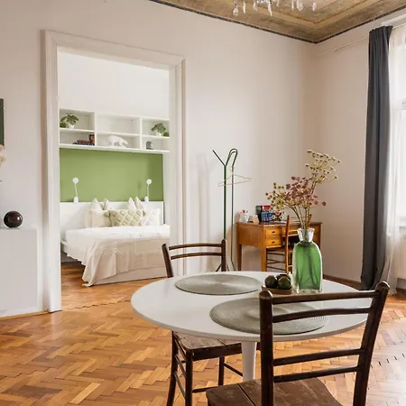 Casa Momo Boutique Apartments - Old Town - Free Parking *