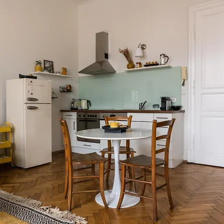 Center Boutique - Schlossberg View - Free Parking Apartmán *