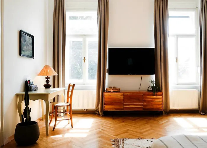 Historic Center Boutique - Free Parking - Schlossberg View - By Casa Momo 아파트 *