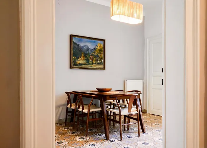 Historic Center Boutique - Free Parking - Schlossberg View - By Casa Momo Appartement Graz